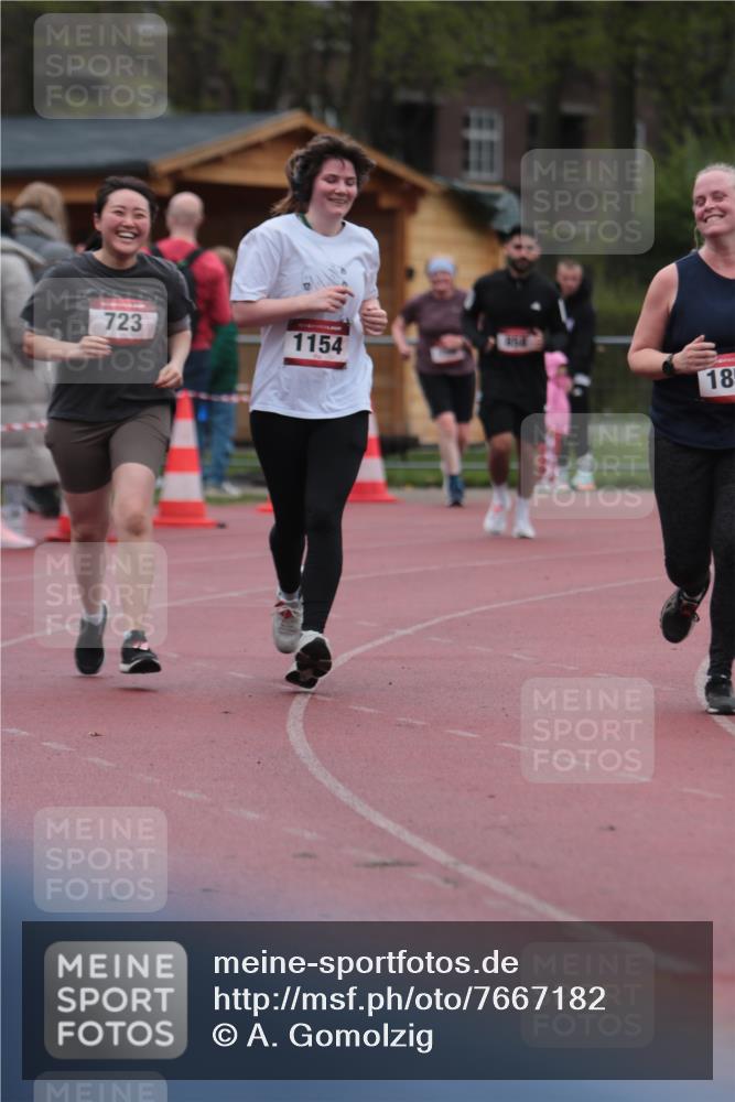 13.04.2025 - Hammer Lauf A. Gomolzig http://msf.ph/oto/7667182 13.04.2025 12:53:46 Ziel 218, 302, 396, 502, 1154, 1858, 1896 meine-sportfotos.de
