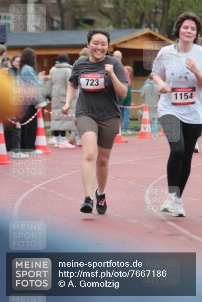 13.04.2025 - Hammer Lauf A. Gomolzig http://msf.ph/oto/7667186 13.04.2025 12:53:48 Ziel 218, 302, 502, 1154, 1858, 1896 meine-sportfotos.de