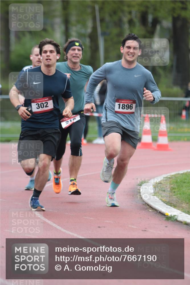 13.04.2025 - Hammer Lauf A. Gomolzig http://msf.ph/oto/7667190 13.04.2025 12:53:53 Ziel 218, 302, 502, 756, 858, 1567, 1571, 1572, 1896 meine-sportfotos.de