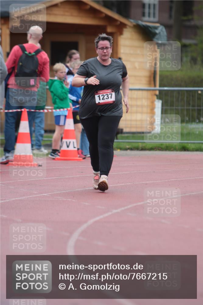 13.04.2025 - Hammer Lauf A. Gomolzig http://msf.ph/oto/7667215 13.04.2025 12:54:20 Ziel 1194, 1237, 1738 meine-sportfotos.de