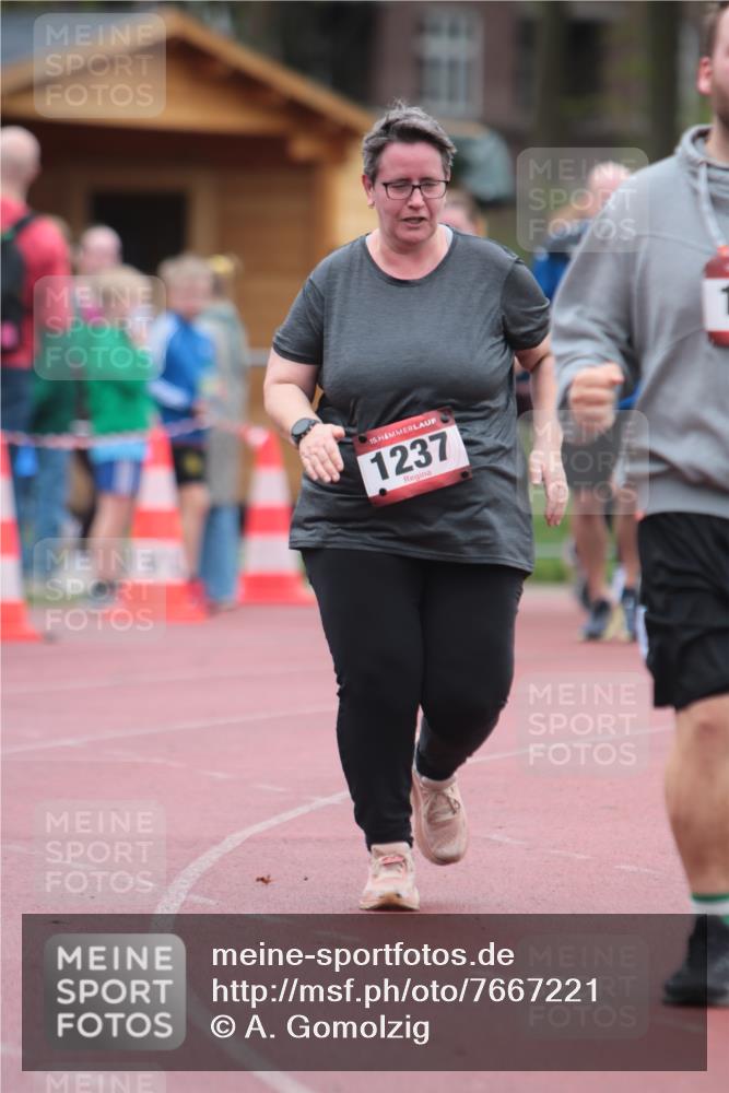 13.04.2025 - Hammer Lauf A. Gomolzig http://msf.ph/oto/7667221 13.04.2025 12:54:23 Ziel 297, 298, 1194, 1237 meine-sportfotos.de