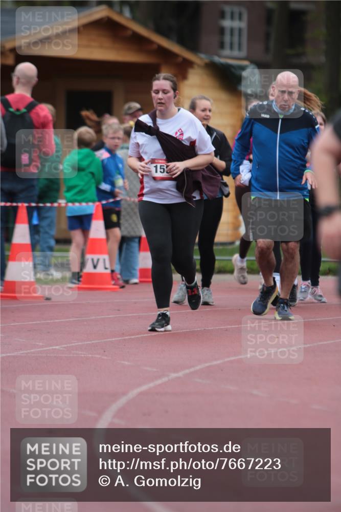 13.04.2025 - Hammer Lauf A. Gomolzig http://msf.ph/oto/7667223 13.04.2025 12:54:25 Ziel 200, 297, 298, 341, 342, 1194, 1237, 1582 meine-sportfotos.de
