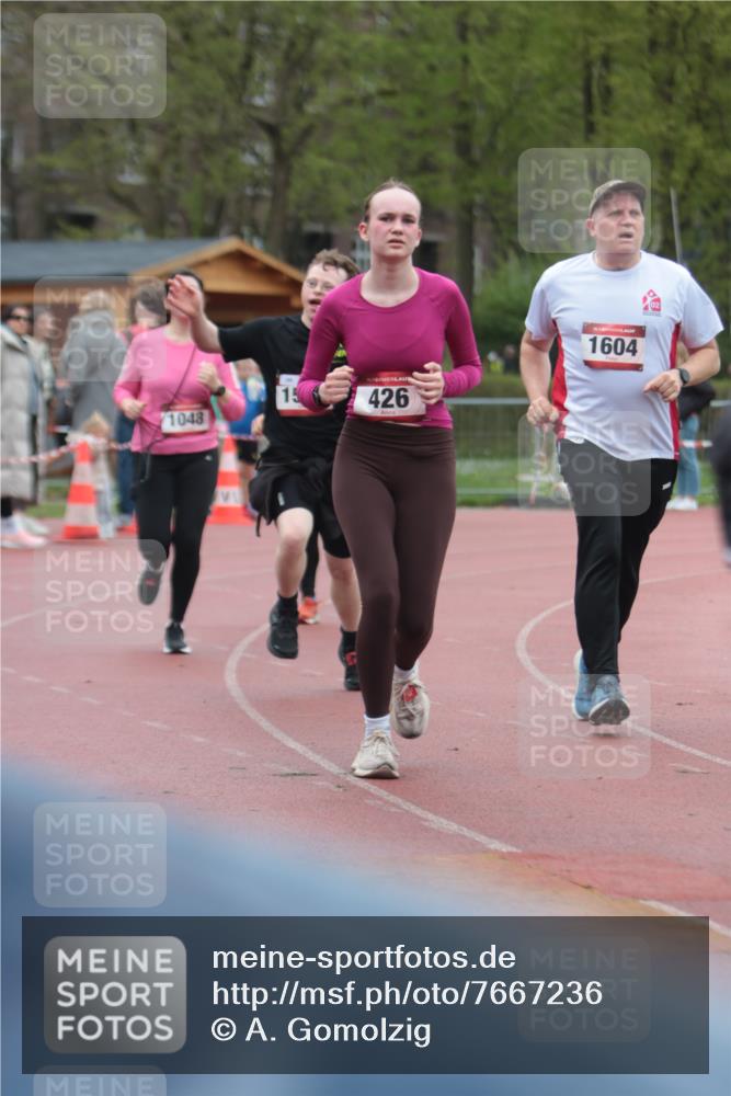 13.04.2025 - Hammer Lauf A. Gomolzig http://msf.ph/oto/7667236 13.04.2025 12:54:36 Ziel 201, 231, 426, 689, 1048, 1559, 1604 meine-sportfotos.de