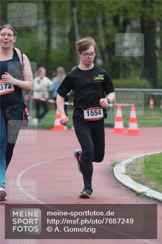 13.04.2025 - Hammer Lauf A. Gomolzig http://msf.ph/oto/7667249 13.04.2025 12:54:49 Ziel 1081, 1372, 1554 meine-sportfotos.de