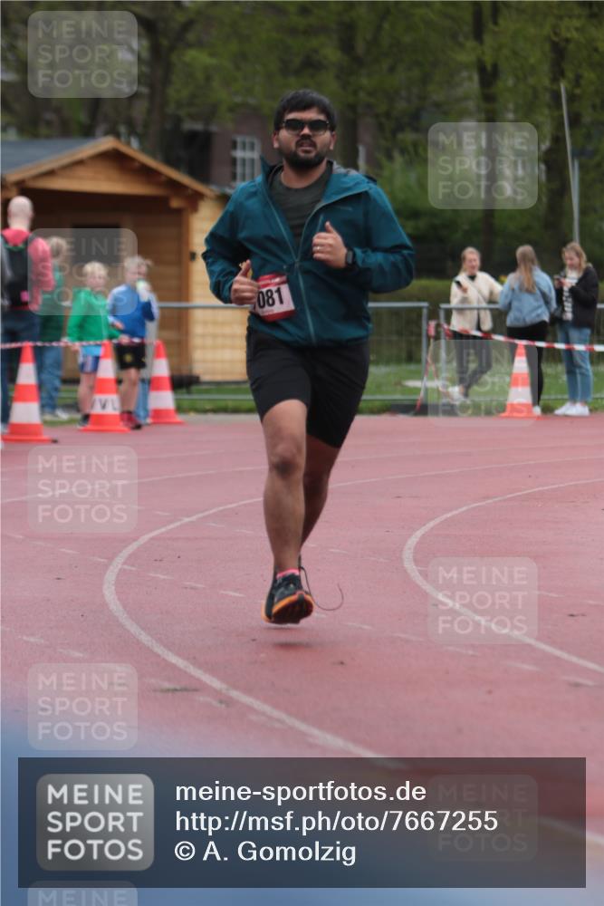 13.04.2025 - Hammer Lauf A. Gomolzig http://msf.ph/oto/7667255 13.04.2025 12:54:52 Ziel 1081, 1372 meine-sportfotos.de