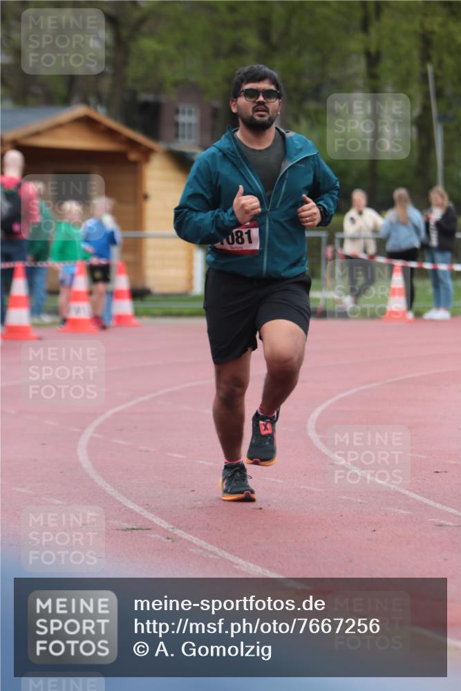 13.04.2025 - Hammer Lauf A. Gomolzig http://msf.ph/oto/7667256 13.04.2025 12:54:52 Ziel 1081, 1372 meine-sportfotos.de