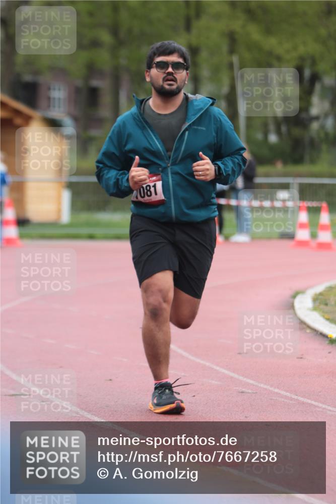 13.04.2025 - Hammer Lauf A. Gomolzig http://msf.ph/oto/7667258 13.04.2025 12:54:53 Ziel 19, 1081 meine-sportfotos.de