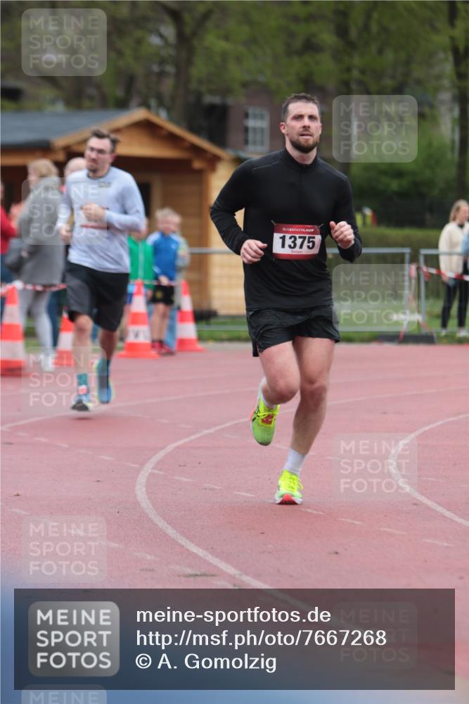 13.04.2025 - Hammer Lauf A. Gomolzig http://msf.ph/oto/7667268 13.04.2025 12:55:05 Ziel 20, 1375 meine-sportfotos.de