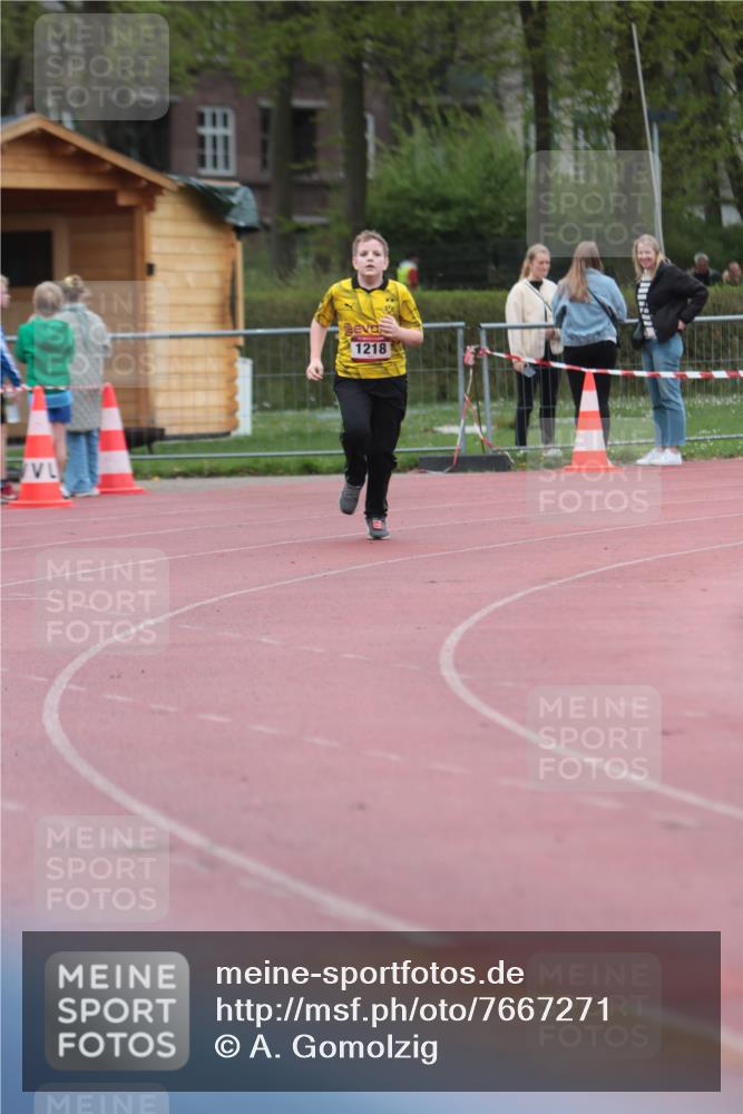 13.04.2025 - Hammer Lauf A. Gomolzig http://msf.ph/oto/7667271 13.04.2025 12:55:34 Ziel 1218 meine-sportfotos.de