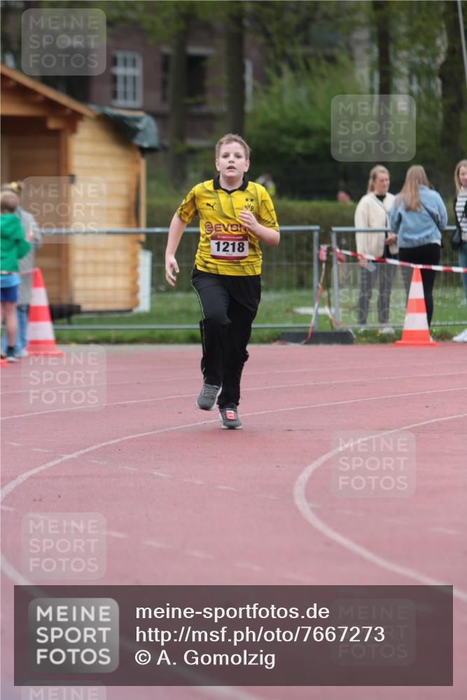 13.04.2025 - Hammer Lauf A. Gomolzig http://msf.ph/oto/7667273 13.04.2025 12:55:36 Ziel 1218 meine-sportfotos.de