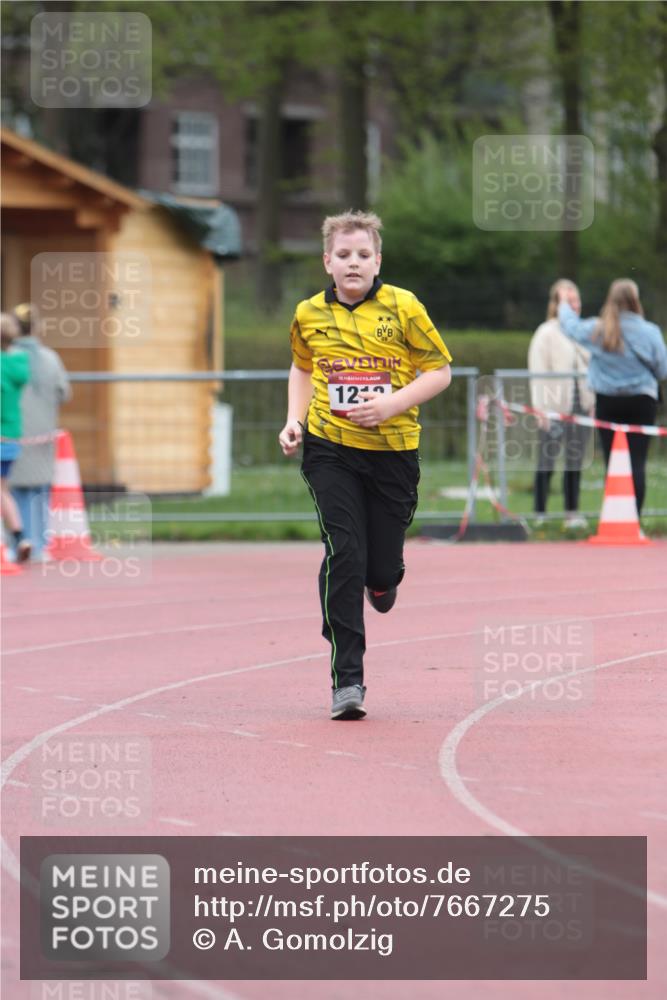 13.04.2025 - Hammer Lauf A. Gomolzig http://msf.ph/oto/7667275 13.04.2025 12:55:37 Ziel 1218 meine-sportfotos.de