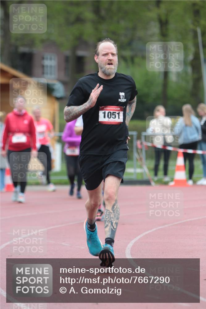 13.04.2025 - Hammer Lauf A. Gomolzig http://msf.ph/oto/7667290 13.04.2025 12:55:57 Ziel 322, 444, 548, 1051, 1772 meine-sportfotos.de