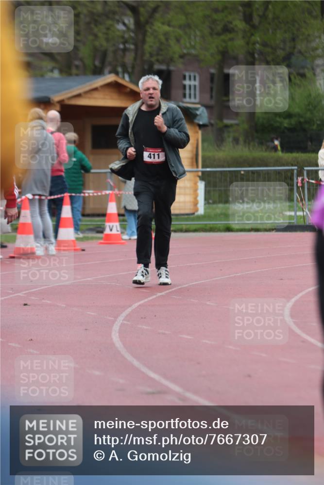 13.04.2025 - Hammer Lauf A. Gomolzig http://msf.ph/oto/7667307 13.04.2025 12:56:08 Ziel 145, 411 meine-sportfotos.de
