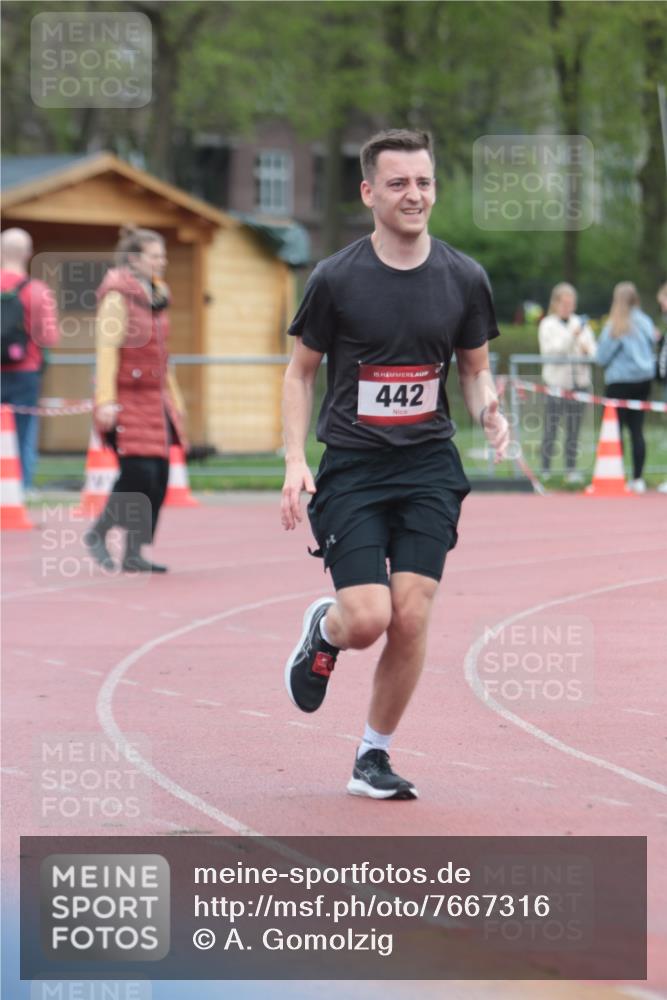 13.04.2025 - Hammer Lauf A. Gomolzig http://msf.ph/oto/7667316 13.04.2025 12:56:20 Ziel 397, 442 meine-sportfotos.de