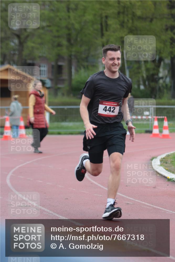 13.04.2025 - Hammer Lauf A. Gomolzig http://msf.ph/oto/7667318 13.04.2025 12:56:21 Ziel  meine-sportfotos.de