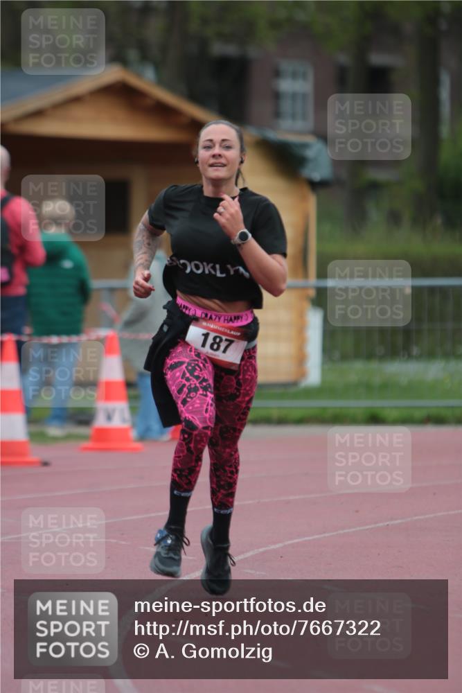 13.04.2025 - Hammer Lauf A. Gomolzig http://msf.ph/oto/7667322 13.04.2025 12:56:30 Ziel 187 meine-sportfotos.de