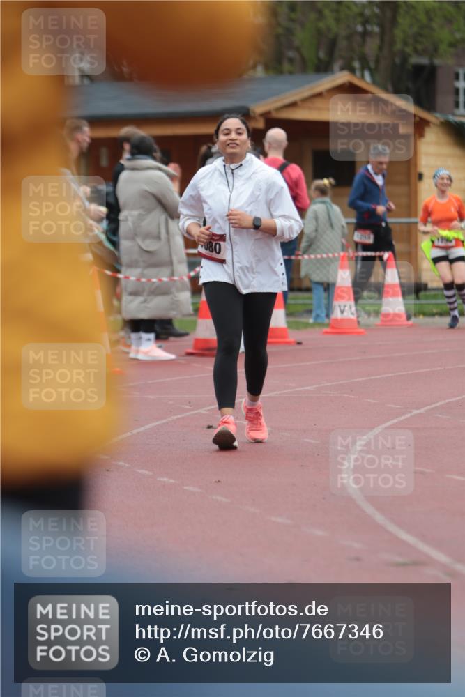 13.04.2025 - Hammer Lauf A. Gomolzig http://msf.ph/oto/7667346 13.04.2025 12:56:58 Ziel 567, 1080 meine-sportfotos.de