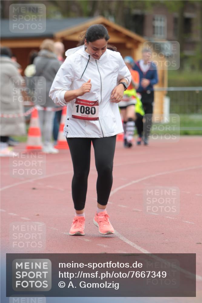 13.04.2025 - Hammer Lauf A. Gomolzig http://msf.ph/oto/7667349 13.04.2025 12:57:01 Ziel 232, 1080 meine-sportfotos.de