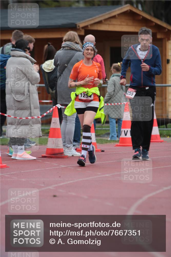 13.04.2025 - Hammer Lauf A. Gomolzig http://msf.ph/oto/7667351 13.04.2025 12:57:04 Ziel 232, 1080, 1254 meine-sportfotos.de