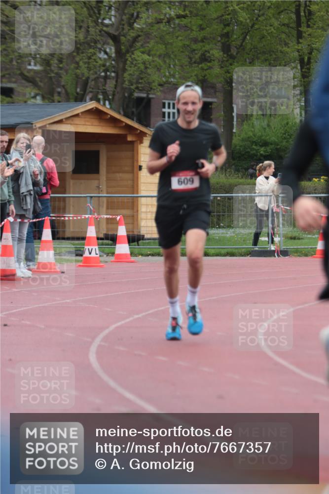 13.04.2025 - Hammer Lauf A. Gomolzig http://msf.ph/oto/7667357 13.04.2025 12:57:16 Ziel 475, 609, 1255 meine-sportfotos.de