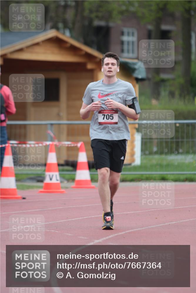 13.04.2025 - Hammer Lauf A. Gomolzig http://msf.ph/oto/7667364 13.04.2025 12:57:55 Ziel 705 meine-sportfotos.de
