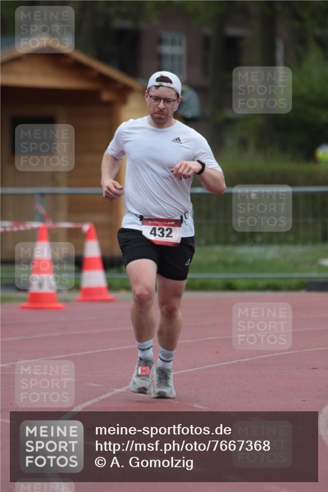 13.04.2025 - Hammer Lauf A. Gomolzig http://msf.ph/oto/7667368 13.04.2025 12:58:03 Ziel 432, 705 meine-sportfotos.de