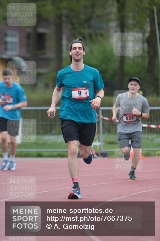 13.04.2025 - Hammer Lauf A. Gomolzig http://msf.ph/oto/7667375 13.04.2025 12:58:15 Ziel 9, 524, 1296 meine-sportfotos.de