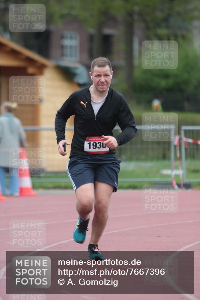 13.04.2025 - Hammer Lauf A. Gomolzig http://msf.ph/oto/7667396 13.04.2025 12:59:22 Ziel 945, 1930 meine-sportfotos.de