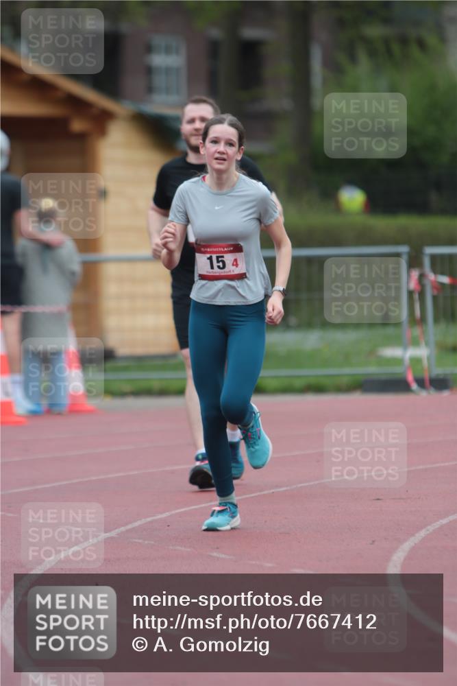 13.04.2025 - Hammer Lauf A. Gomolzig http://msf.ph/oto/7667412 13.04.2025 12:59:51 Ziel 15, 434 meine-sportfotos.de