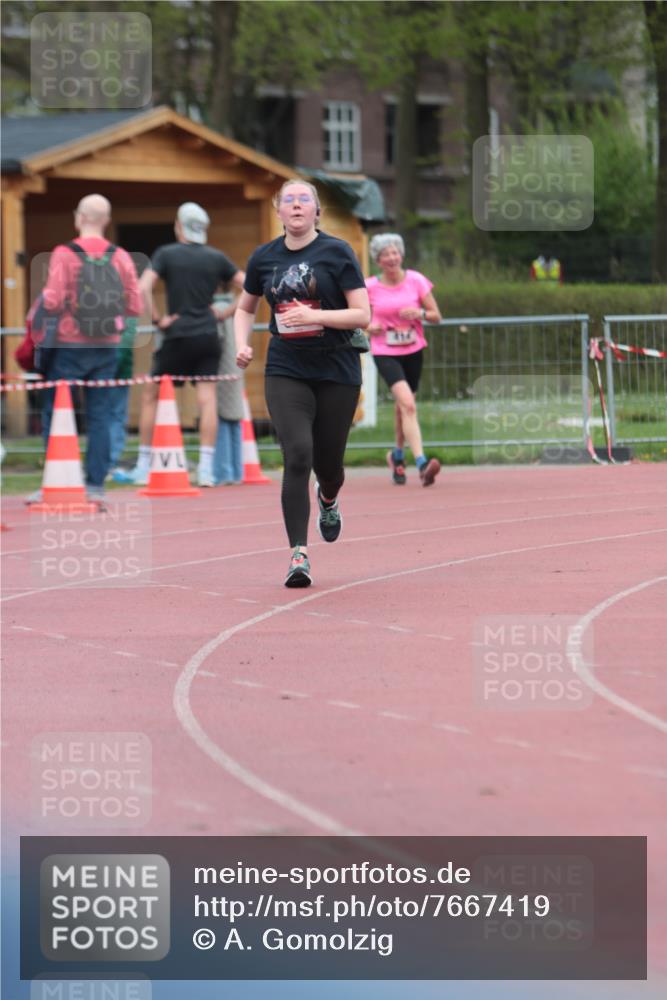 13.04.2025 - Hammer Lauf A. Gomolzig http://msf.ph/oto/7667419 13.04.2025 13:00:22 Ziel 414, 920 meine-sportfotos.de