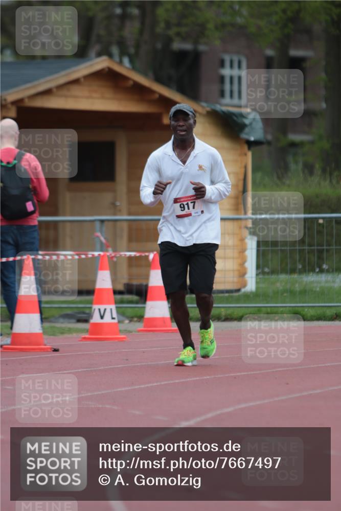 13.04.2025 - Hammer Lauf A. Gomolzig http://msf.ph/oto/7667497 13.04.2025 13:02:26 Ziel 917 meine-sportfotos.de