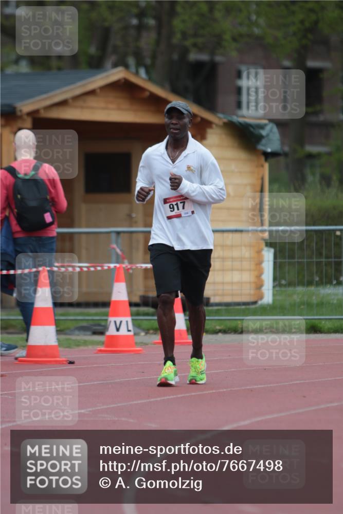 13.04.2025 - Hammer Lauf A. Gomolzig http://msf.ph/oto/7667498 13.04.2025 13:02:26 Ziel 917 meine-sportfotos.de
