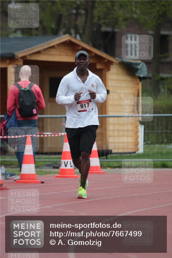 13.04.2025 - Hammer Lauf A. Gomolzig http://msf.ph/oto/7667499 13.04.2025 13:02:27 Ziel 917 meine-sportfotos.de