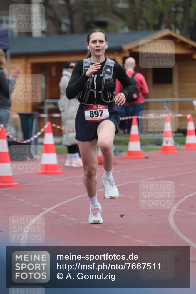 13.04.2025 - Hammer Lauf A. Gomolzig http://msf.ph/oto/7667511 13.04.2025 13:02:54 Ziel 897 meine-sportfotos.de