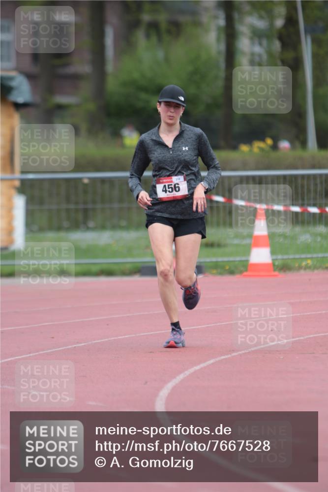 13.04.2025 - Hammer Lauf A. Gomolzig http://msf.ph/oto/7667528 13.04.2025 13:03:25 Ziel 456 meine-sportfotos.de
