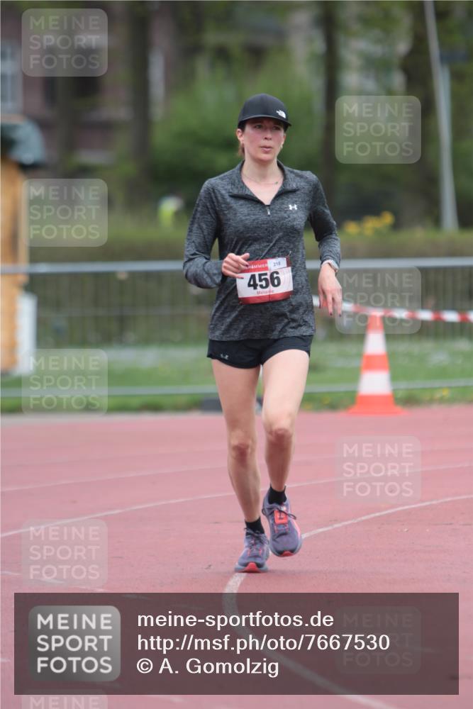 13.04.2025 - Hammer Lauf A. Gomolzig http://msf.ph/oto/7667530 13.04.2025 13:03:26 Ziel 456 meine-sportfotos.de