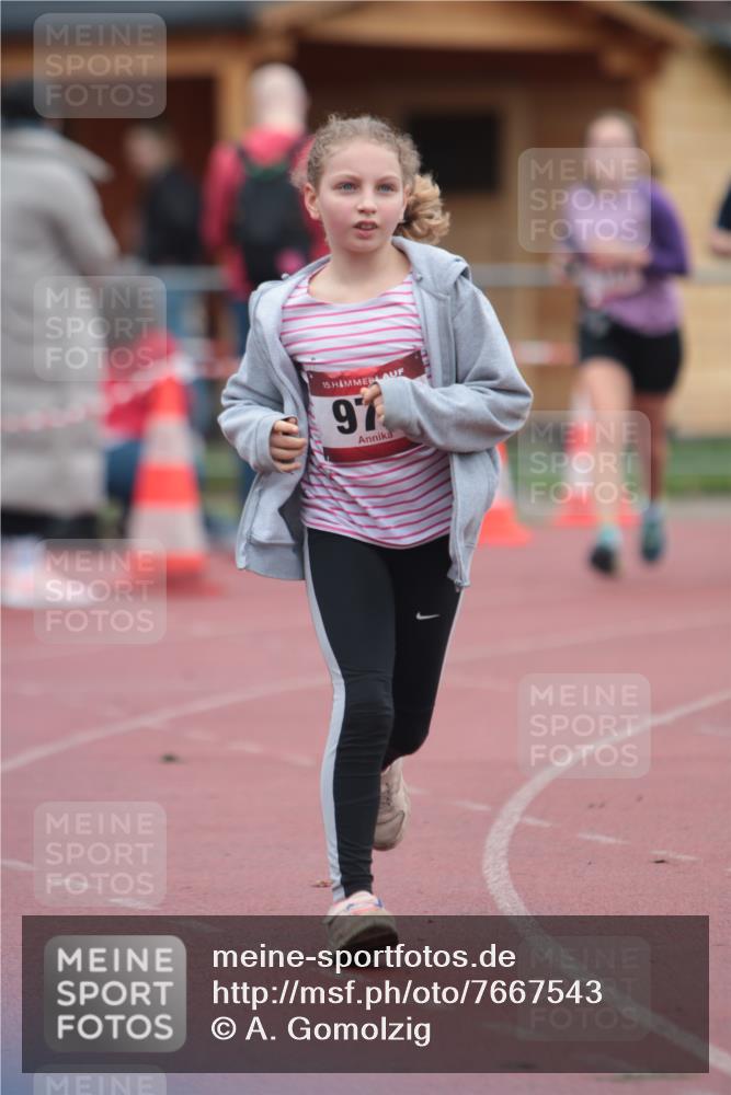 13.04.2025 - Hammer Lauf A. Gomolzig http://msf.ph/oto/7667543 13.04.2025 13:03:48 Ziel 167, 174, 977, 1945 meine-sportfotos.de