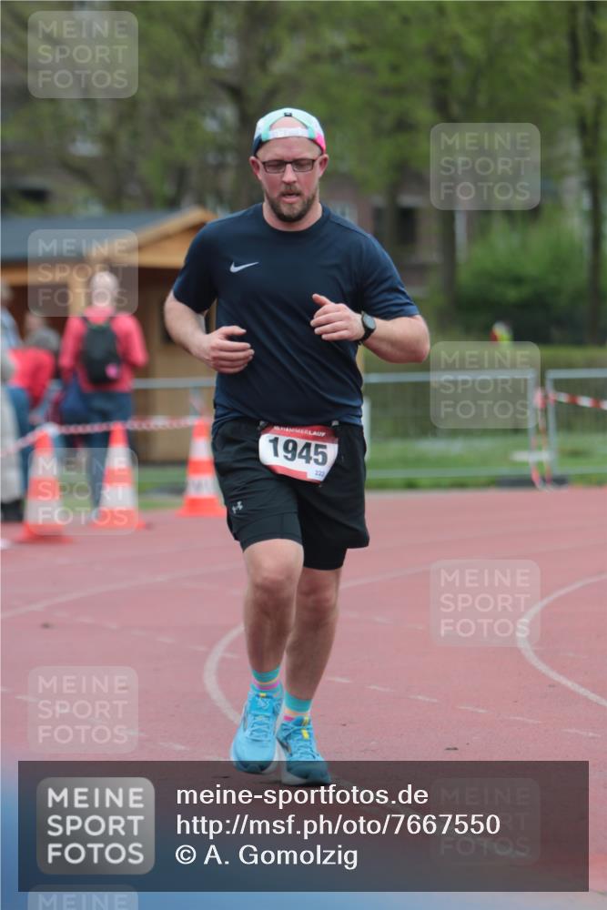 13.04.2025 - Hammer Lauf A. Gomolzig http://msf.ph/oto/7667550 13.04.2025 13:03:55 Ziel 167, 174, 1945 meine-sportfotos.de