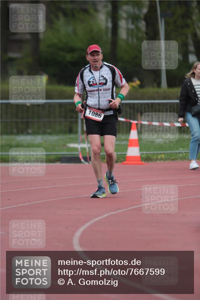 13.04.2025 - Hammer Lauf A. Gomolzig http://msf.ph/oto/7667599 13.04.2025 13:06:31 Ziel 1086 meine-sportfotos.de