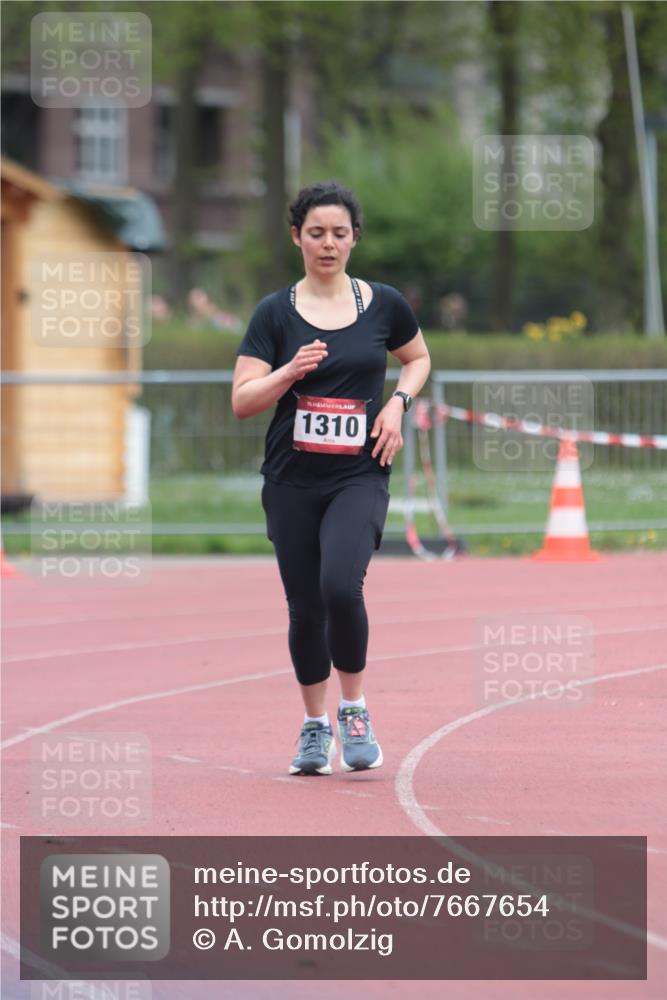 13.04.2025 - Hammer Lauf A. Gomolzig http://msf.ph/oto/7667654 13.04.2025 13:09:25 Ziel 1310 meine-sportfotos.de