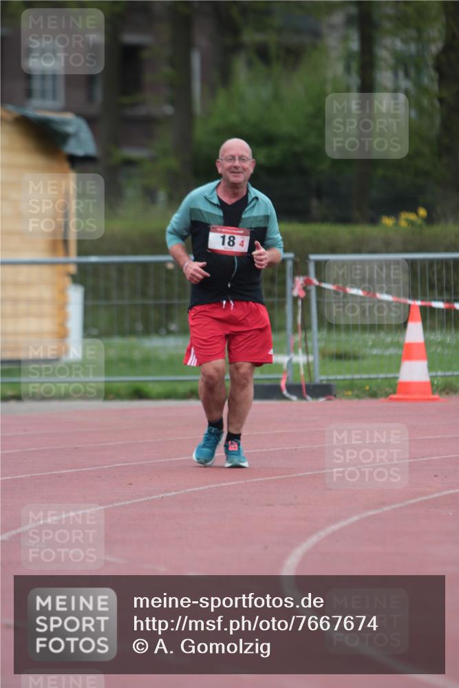 13.04.2025 - Hammer Lauf A. Gomolzig http://msf.ph/oto/7667674 13.04.2025 13:11:47 Ziel 18 meine-sportfotos.de
