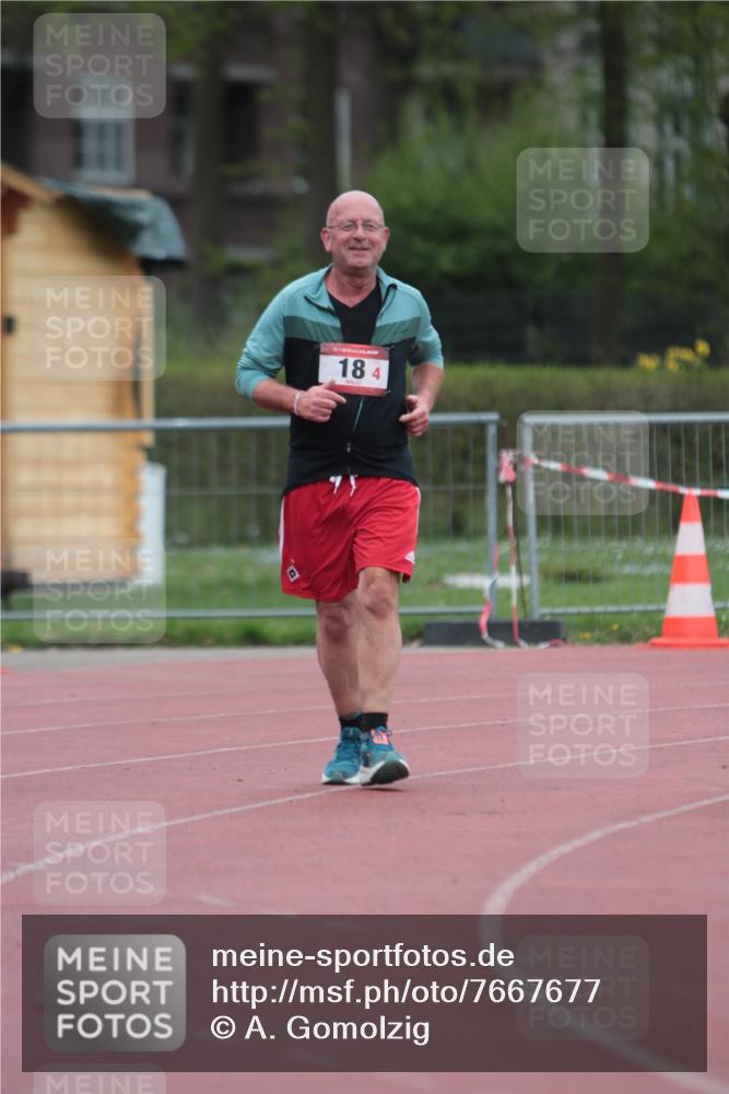 13.04.2025 - Hammer Lauf A. Gomolzig http://msf.ph/oto/7667677 13.04.2025 13:11:48 Ziel 18 meine-sportfotos.de
