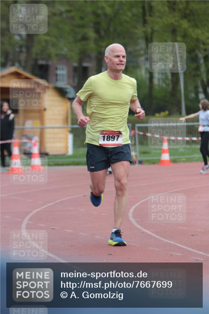 13.04.2025 - Hammer Lauf A. Gomolzig http://msf.ph/oto/7667699 13.04.2025 13:13:05 Ziel 5, 1897 meine-sportfotos.de