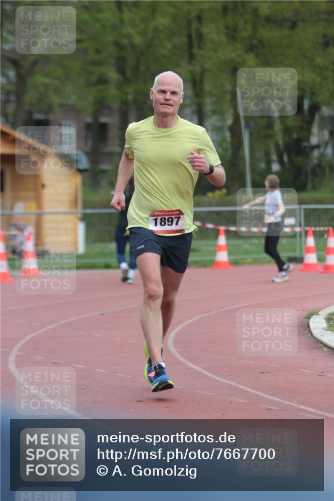 13.04.2025 - Hammer Lauf A. Gomolzig http://msf.ph/oto/7667700 13.04.2025 13:13:05 Ziel 5, 1897 meine-sportfotos.de