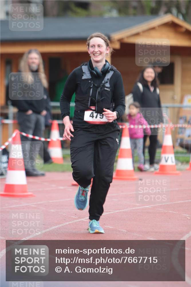 13.04.2025 - Hammer Lauf A. Gomolzig http://msf.ph/oto/7667715 13.04.2025 13:13:46 Ziel 479 meine-sportfotos.de