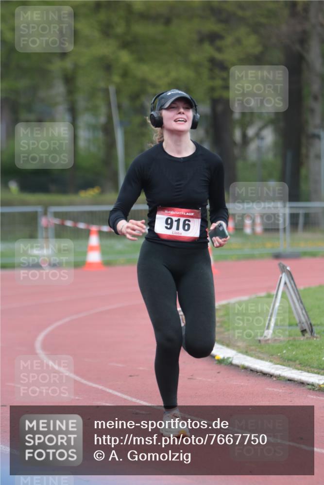 13.04.2025 - Hammer Lauf A. Gomolzig http://msf.ph/oto/7667750 13.04.2025 13:15:04 Ziel 916 meine-sportfotos.de