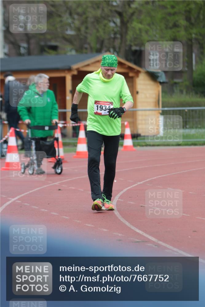 13.04.2025 - Hammer Lauf A. Gomolzig http://msf.ph/oto/7667752 13.04.2025 13:15:21 Ziel 1934 meine-sportfotos.de