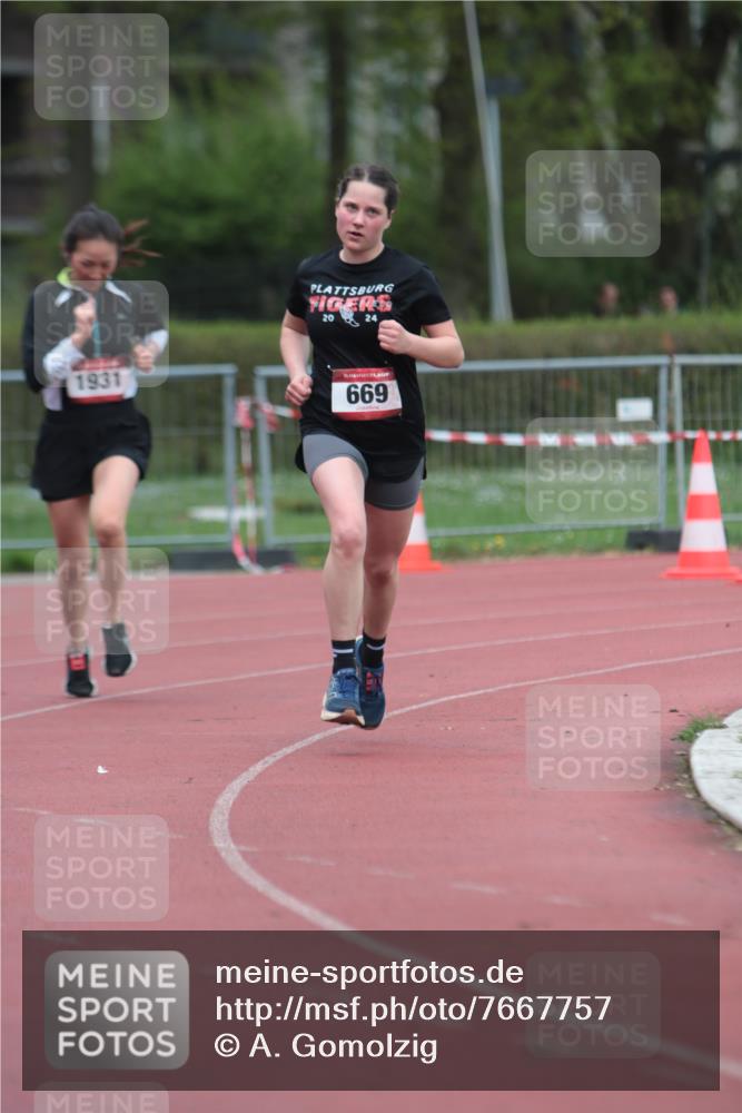 13.04.2025 - Hammer Lauf A. Gomolzig http://msf.ph/oto/7667757 13.04.2025 13:15:35 Ziel 669, 1931 meine-sportfotos.de