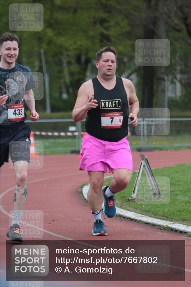 13.04.2025 - Hammer Lauf A. Gomolzig http://msf.ph/oto/7667802 13.04.2025 13:18:26 Ziel 7, 319, 433 meine-sportfotos.de