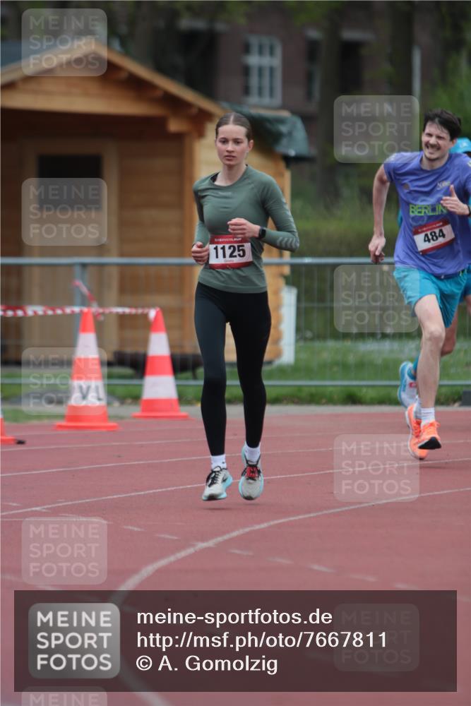 13.04.2025 - Hammer Lauf A. Gomolzig http://msf.ph/oto/7667811 13.04.2025 13:19:27 Ziel 484 meine-sportfotos.de